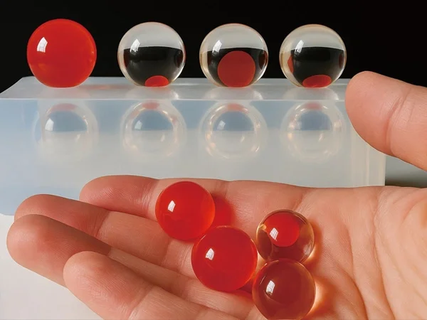 khuôn silicone nhựa epoxy