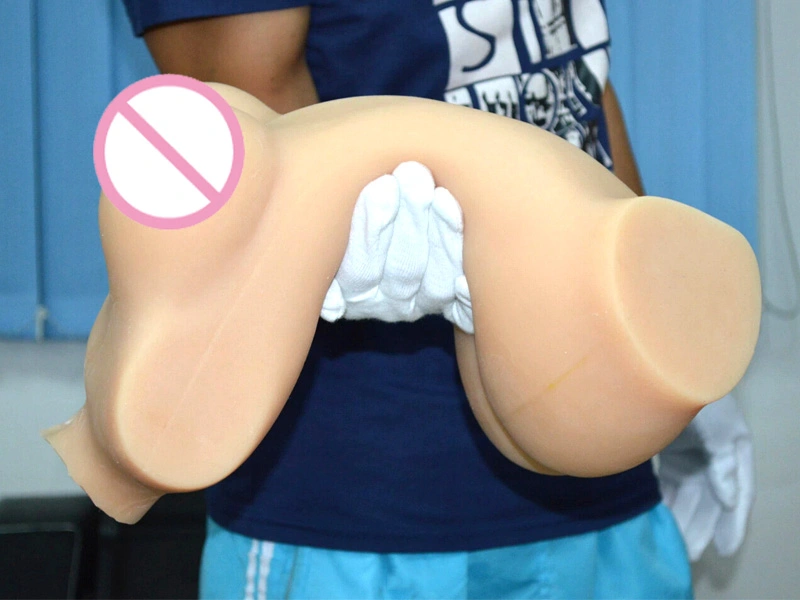 The Ultimate Guide to Silicone vs. TPE Dolls