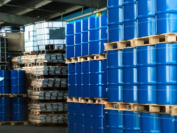 packaging barrel warehouse